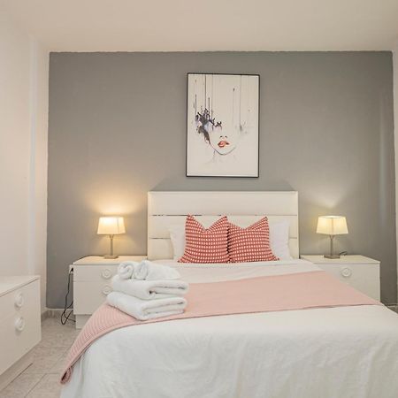 Perfect Getaway In Triana - 15M Walk Giralda Leilighet Sevilla Eksteriør bilde