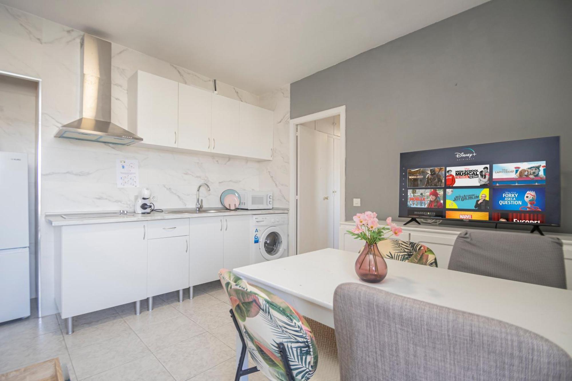 Perfect Getaway In Triana - 15M Walk Giralda Leilighet Sevilla Eksteriør bilde